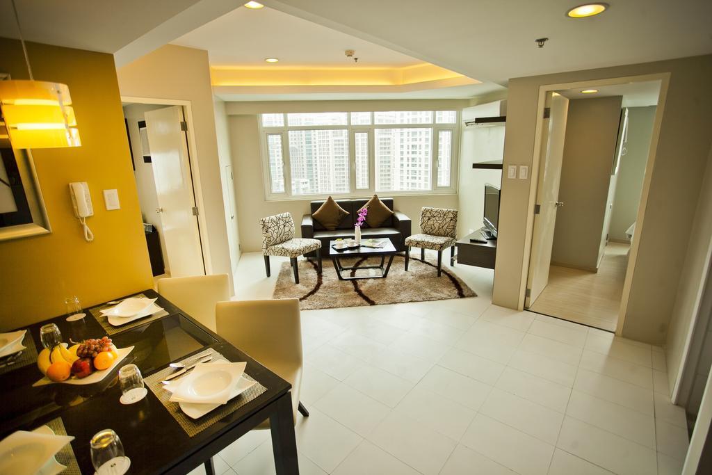 The Exchange Regency Residence Hotel Managed By Hii Pásig Habitación foto
