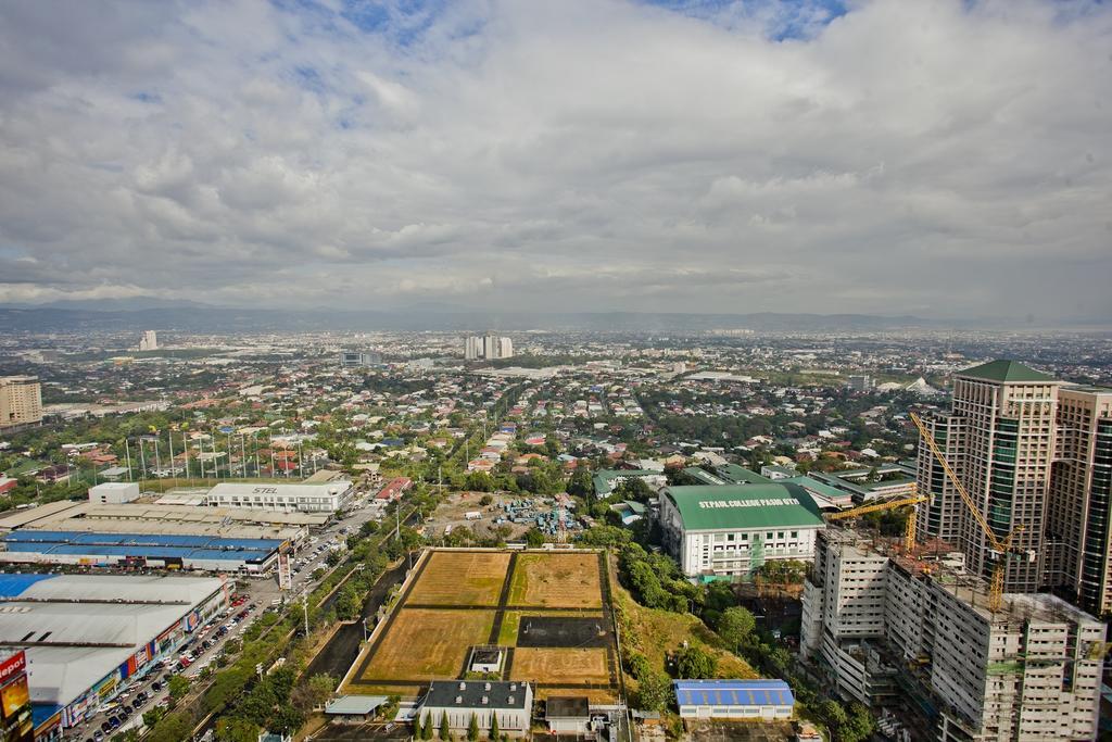 The Exchange Regency Residence Hotel Managed By Hii Pásig Exterior foto